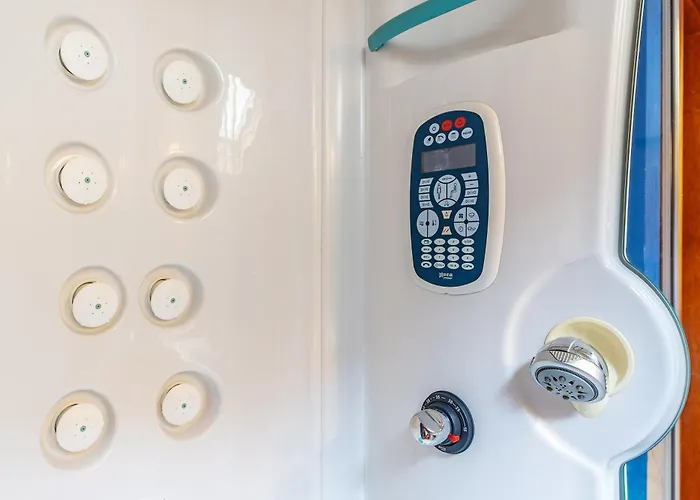 Le Sierra Nevada * מונאצ'יל